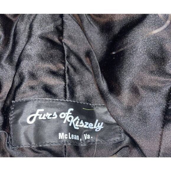 Vintage Raccoon Fur hat by Furs of Kiszely McClean VA EUC - Picture 3 of 3